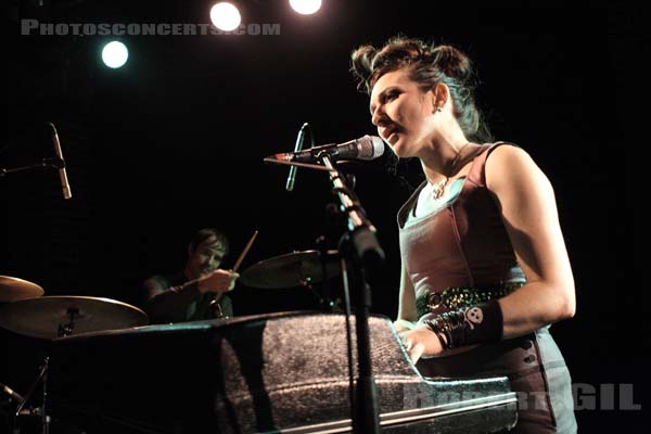 MY BRIGHTEST DIAMOND - 2007-10-02 - PARIS - La Maroquinerie - Shara Worden